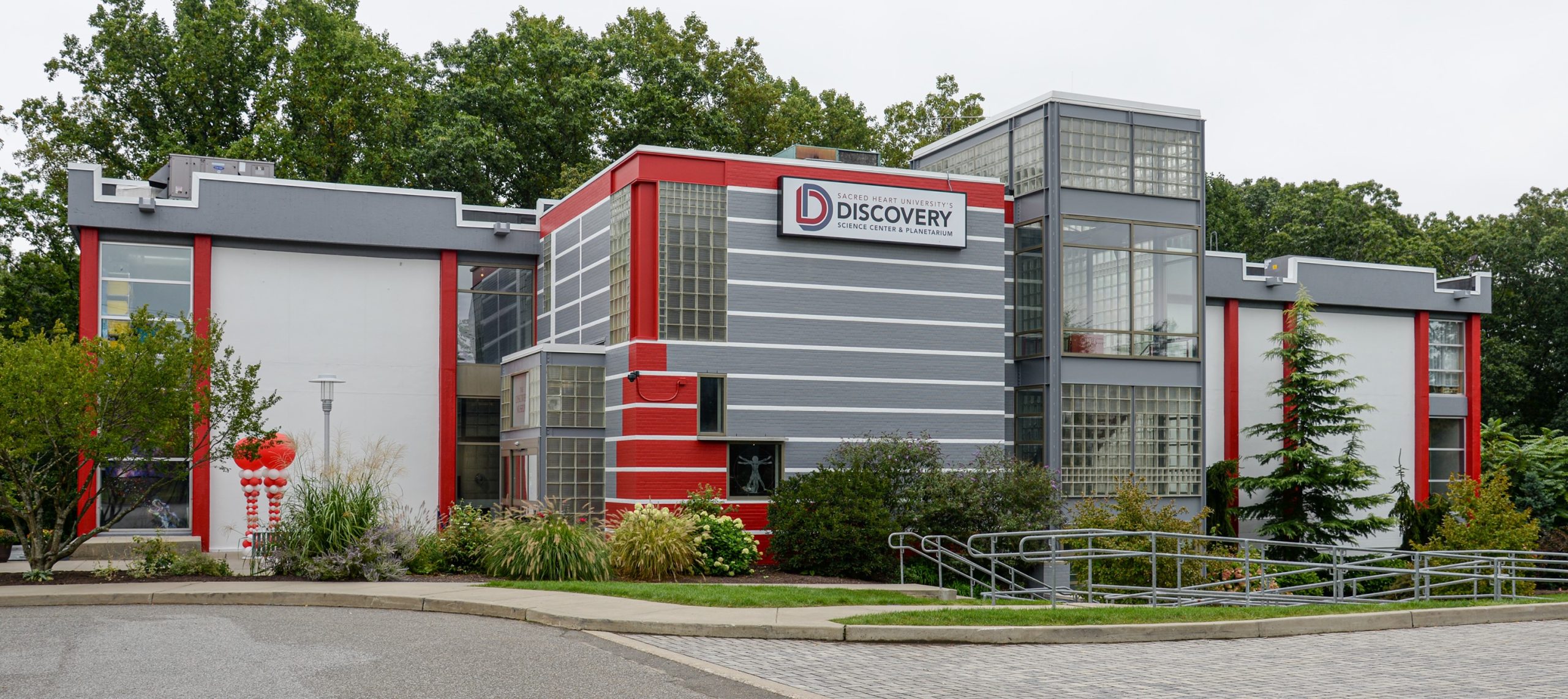 All About the Discovery Museum and Planetarium Bridgeport